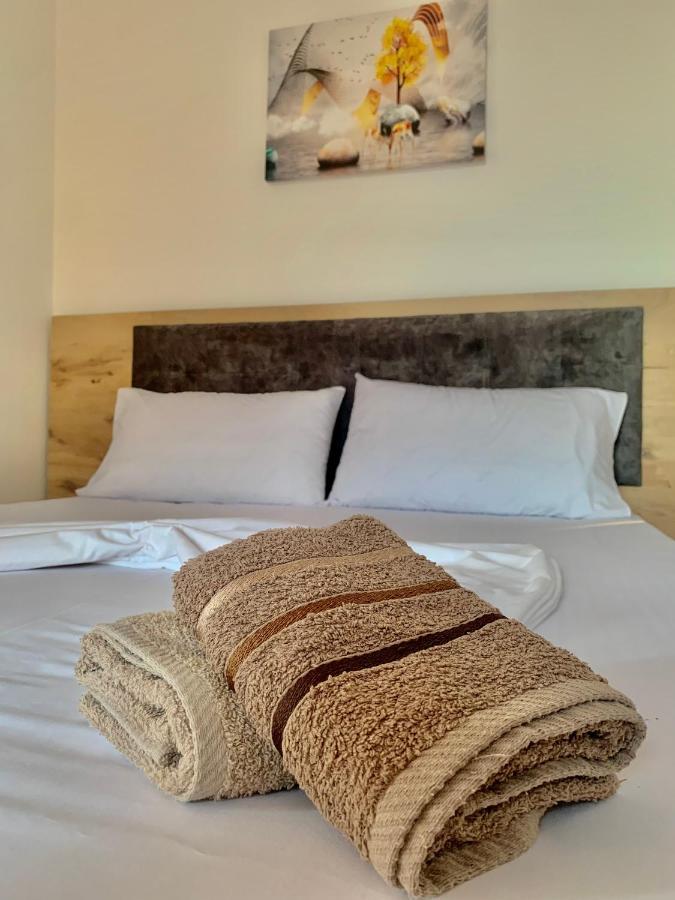 Natyra E Ishullit - Hotel, Ristorant, Camping - Lezhe, Shengjin, Ishull Shengjin Lezhe, Shengjin, Lezhe Ishull-Shëngjini Buitenkant foto